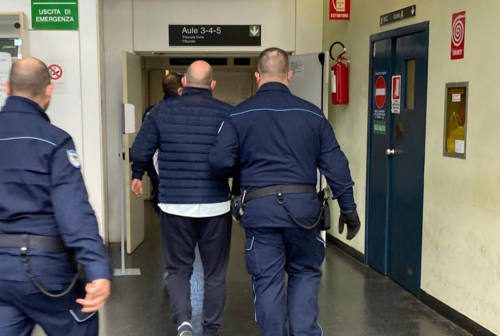 Ancona: finti vaccini, l’infermiere infedele lascia il carcere. Obbligo di firma per l’avvocato Gabriele Galeazzi
