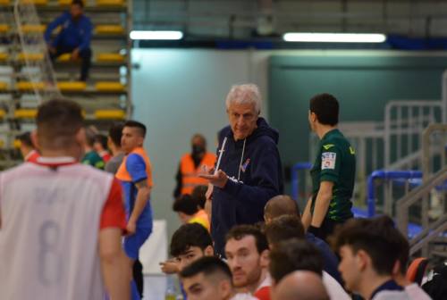 Futsal, settimana scoppiettante per l’Italservice Pesaro: mister Colini ha rinnovato e iniziano i playoff scudetto