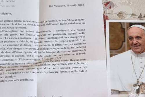Ancona, il Papa scrive alla mamma anti bulli: «Cerchi forza nella fede e non abbia paura»