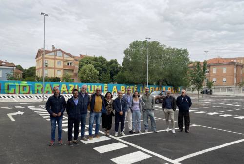 Pesaro, apre il parcheggio di Villa Marina in viale Trieste: gratis per 170 auto e 63 motorini