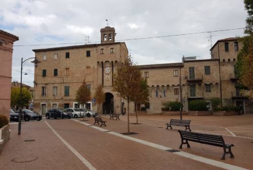 Falconara, denunciati i ladri delle offerte in chiesa: il plauso del sindaco ai carabinieri