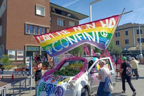 A corpo libero: a Pesaro il Marche Pride 2022 – VIDEO