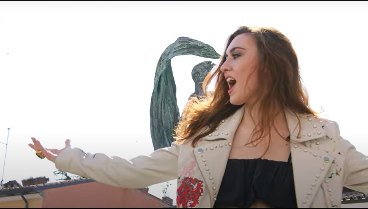 Raffi 'in un frame del video ìDopo di me'