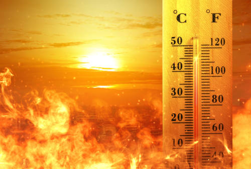 Marche, allerta meteo per temporali nelle aree interne ma l’afa non cala: weekend da bollino rosso