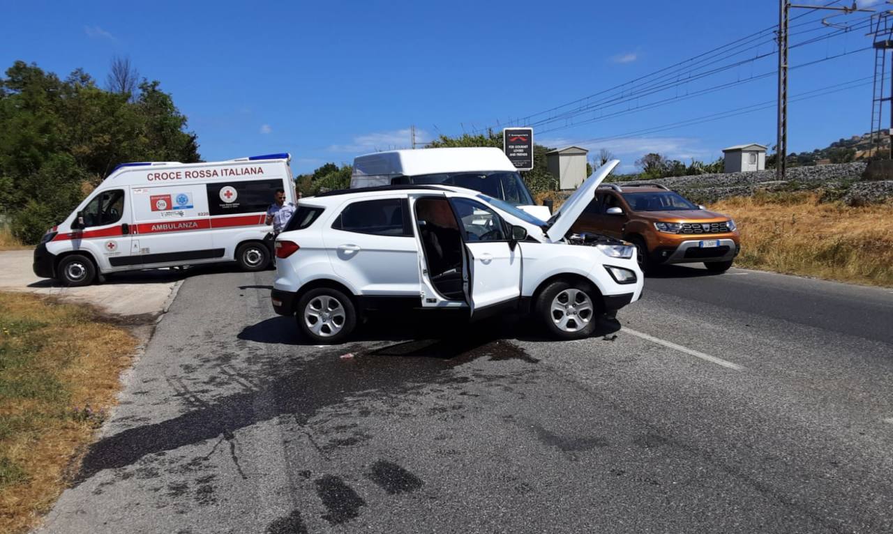 L'incidente lungo la statale a Osimo