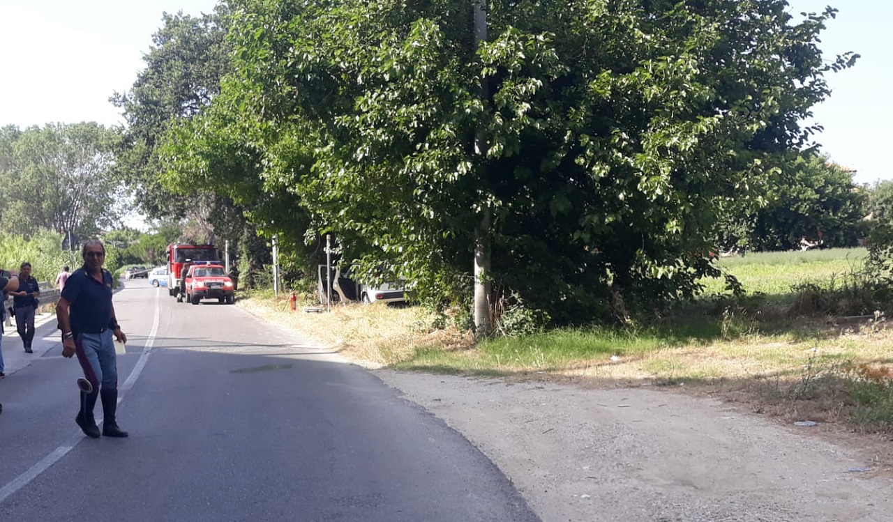 L'incidente stradale sulla strada provinciale 2 Sirolo-Senigallia costato la vita a una donna