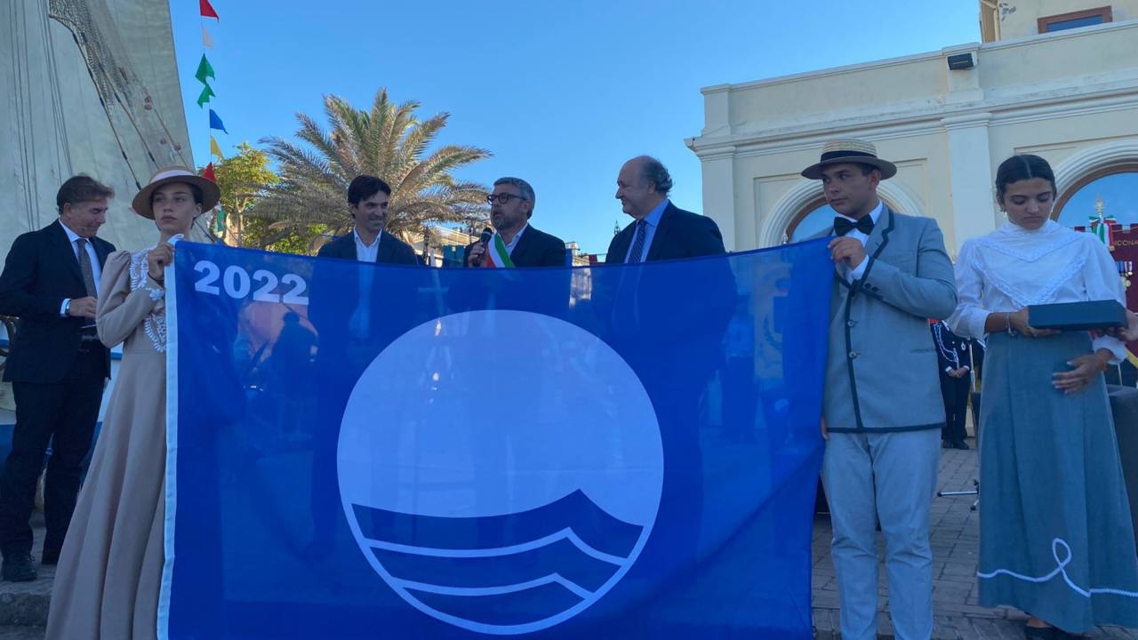 Consegnata a Senigallia la 26esima bandiera blu