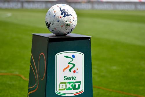 Calcio serie B, si riparte dal big match tra Genoa e Cagliari. Sfida delicata per l’Ascoli