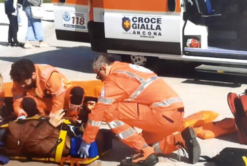 Ancona, aggressione in Piazza Cavour: ferito un 36enne