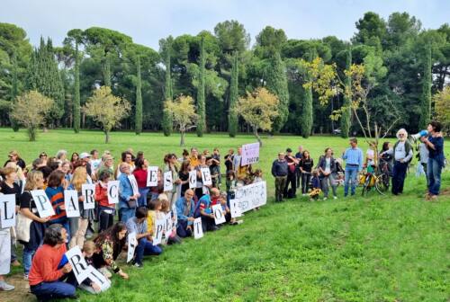 Pesaro, La Voce del Miralfiore: «Non siamo fondamentalisti, lo spaccio non si combatte coi tagli del verde»