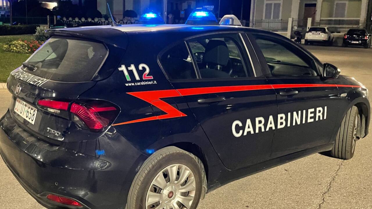 La pattuglia dei carabinieri per il controllo del territorio a Senigallia