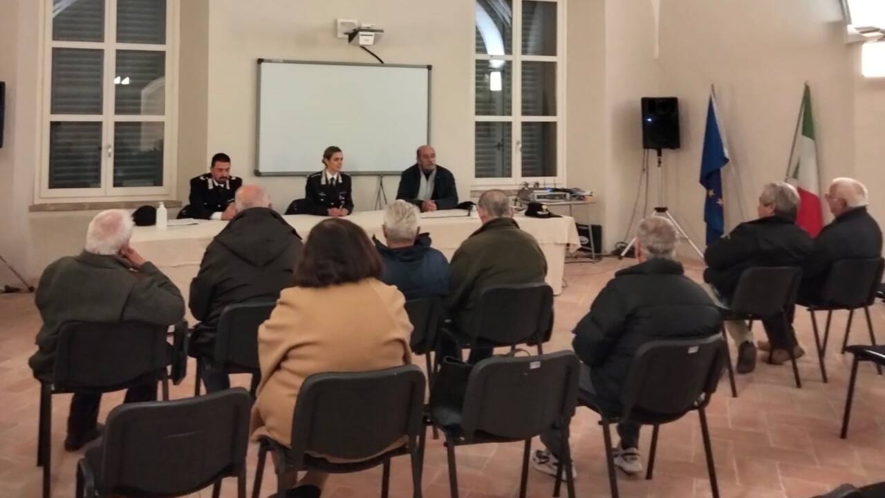 L'incontro dei Carabinieri con gli anziani di Ostra Vetere sulla sicurezza e sulla prevenzione dei reati