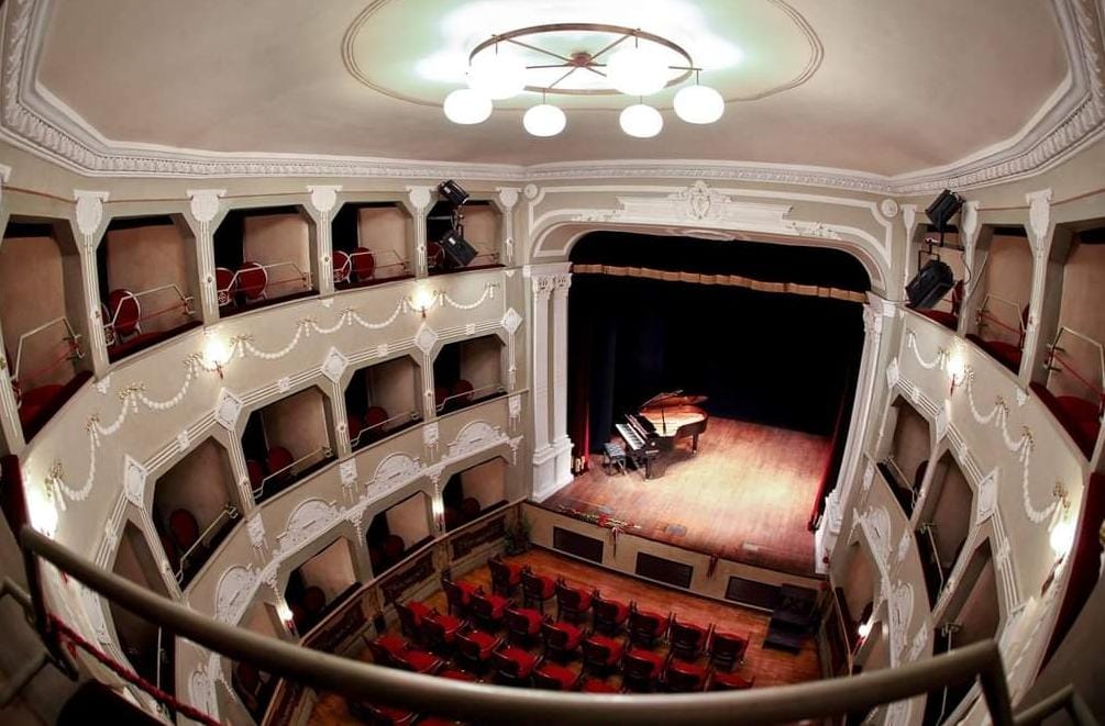 il teatro delle logge di Montecosaro