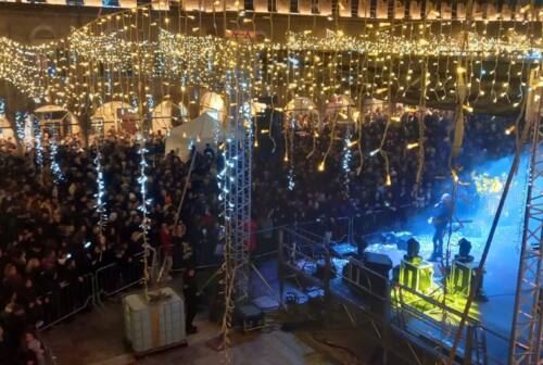 Il Piceno attende il nuovo anno: musica e brindisi in piazza ad Ascoli e San Benedetto