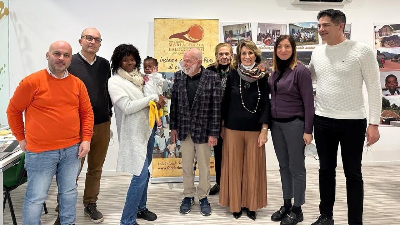 L’incontro di Mila e di sua madre con la Fondazione Balducci Rossi, l’associazione una Voce per Padre Pio e l’associazione Patronesse Salesi