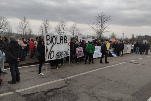 Pesaro, il 1° maggio è il giorno della manifestazione contro il biolaboratorio: cortei e misure di sicurezza