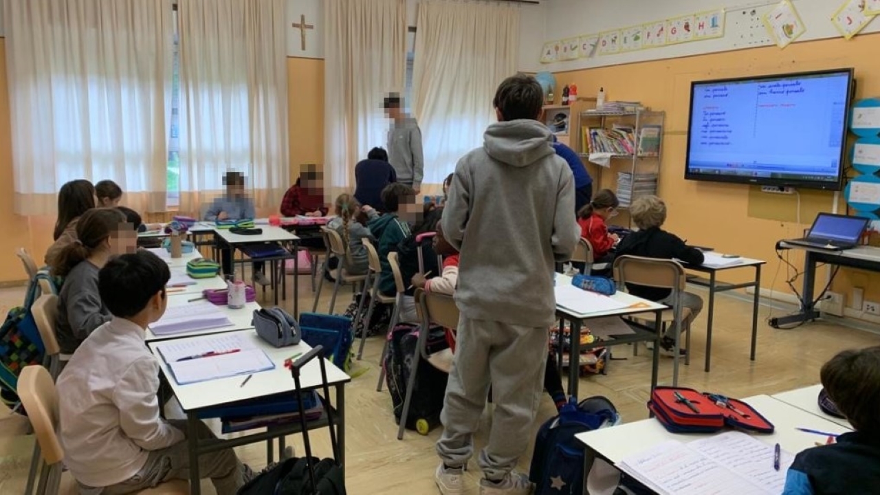 L'insegnamento della lingua inglese alla scuola primaria Leopardi è affidato agli studenti del liceo linguistico Medi di Senigallia