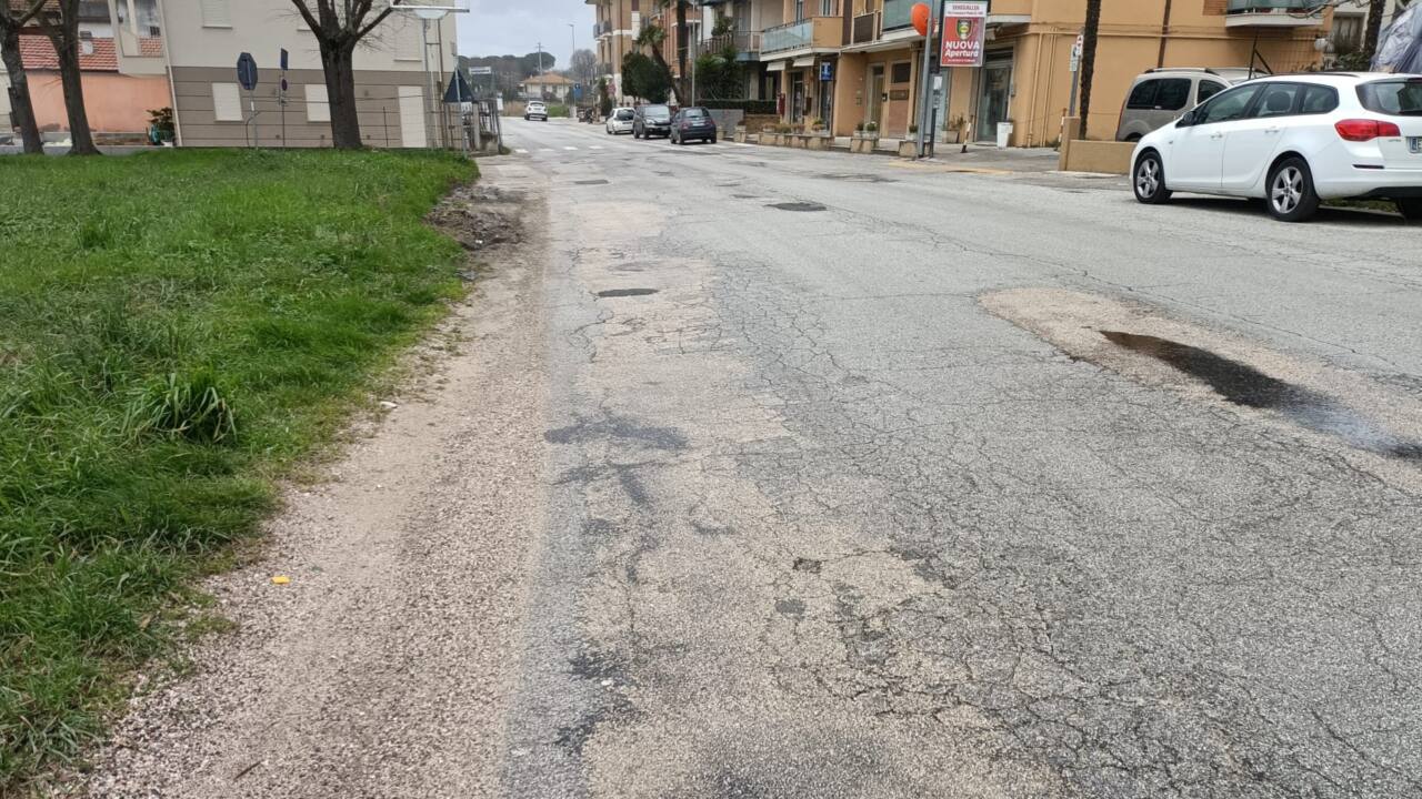 Un tratto di via Corinaldese, a Borgo Ribeca, frazione di Senigallia