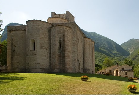 L’Abbazia di San Vittore alle Chiuse di Genga chiede un posto tra i siti Patrimonio mondiale dell’umanità dell’Unesco