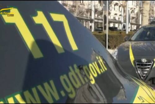 Macerata, guida senza patente e fugge all’Alt della Gdf: 19enne condannato