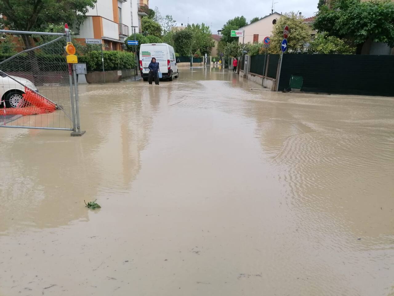 Maltempo a Senigallia: strade allagate in zona Saline