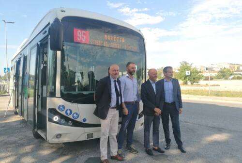 Ad Ancona inaugurata la Linea dei Borghi, il bus navetta gratuito dallo stadio a Portonovo