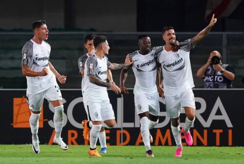 Calcio Coppa Italia: l’Ascoli cade a Verona e saluta la competizione