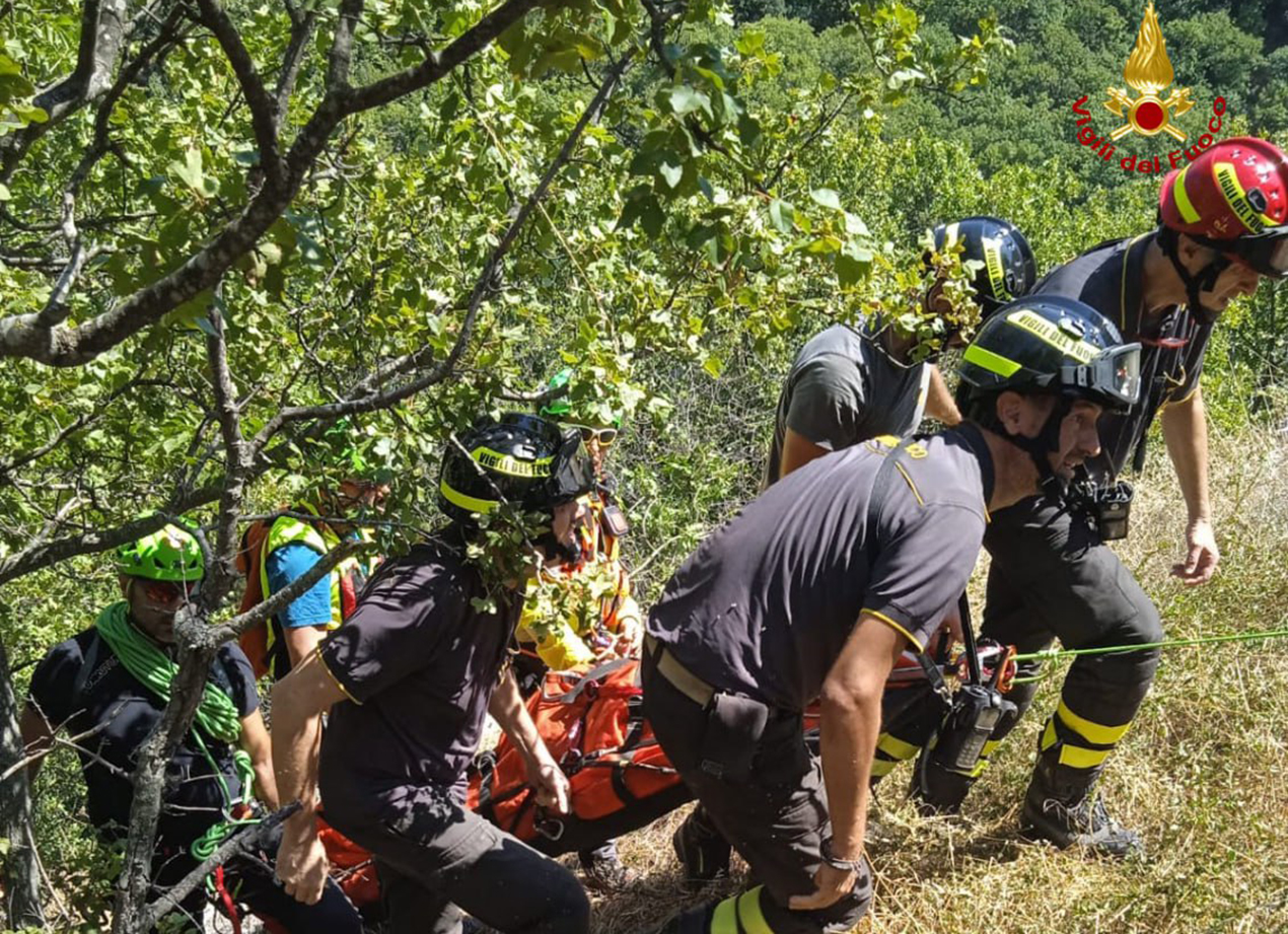 Colta da malore sul Monte Nerone: salvata dai Vigili del Fuoco e dal soccorso alpino
