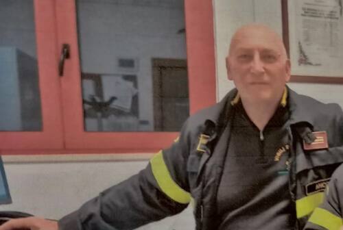 Jesi, i vigili del fuoco salutano il capo reparto Claudio Cionna: «Oggi piango, ma di gioia»