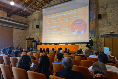 E-commerce, ad Ancona incontro tra Alibaba e imprese. Il general manager Sud Europa: «Una grande fiera permanente in 190 Paesi» – VIDEO