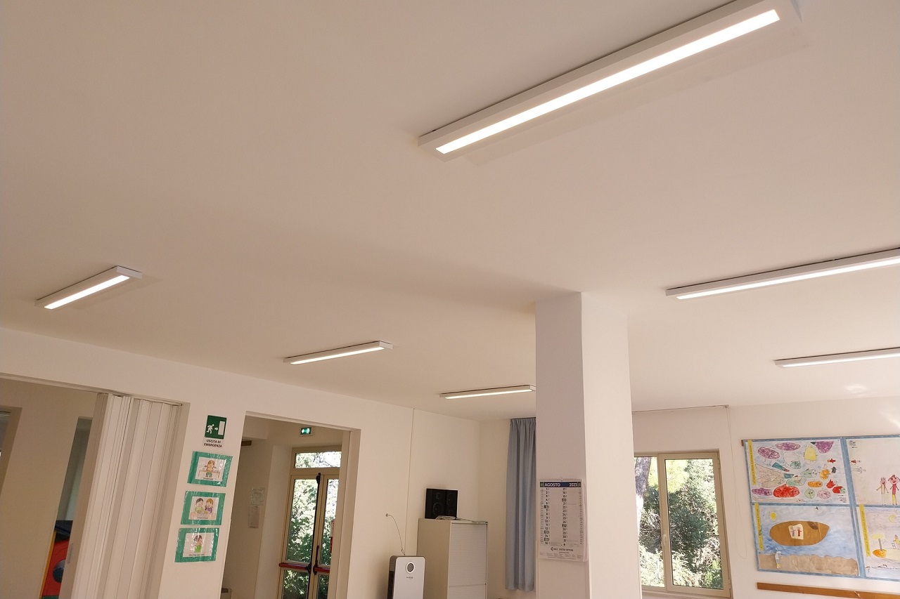 Nuova illuminazione a led nella scuola dell’infanzia “Bambini di San Giuliano" a Castelleone di Suasa