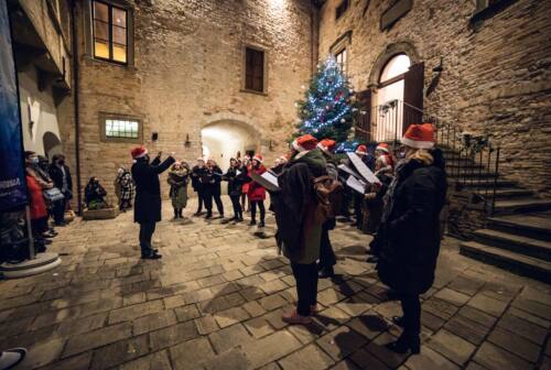 A Frontone cinque giornate nella magica atmosfera del Natale al castello: ecco il programma
