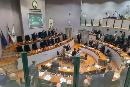 Consiglio regionale, ok a mozione per pagare ticket sanitario più veloce. Polemica Marcozzi – Santarelli, federazione sfumata