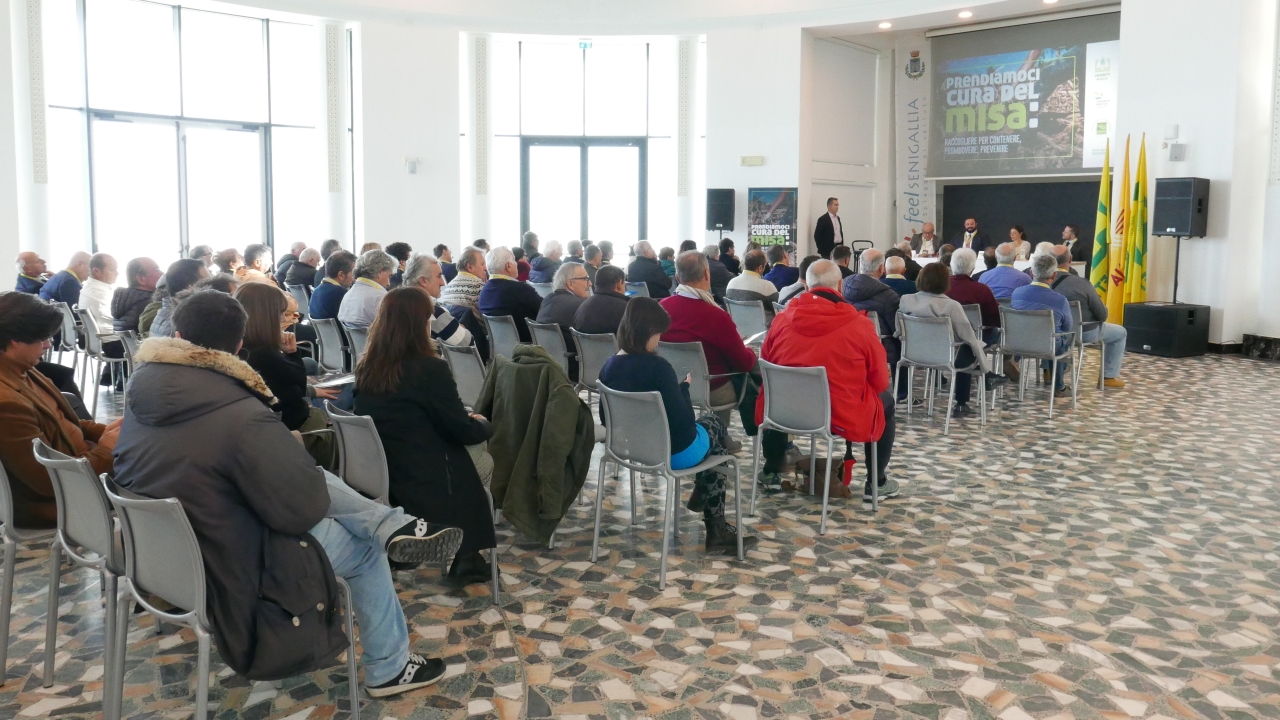 Alla rotonda di Senigallia il convegno sulla gestione del fiume Misa