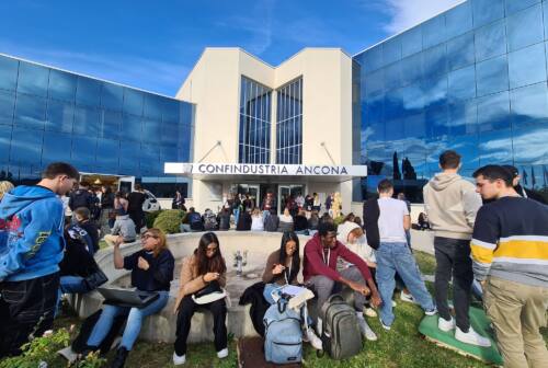 Lab Day, sold out l’evento di orientamento di Confindustria Ancona. Studenti e imprese dialogano – VIDEO