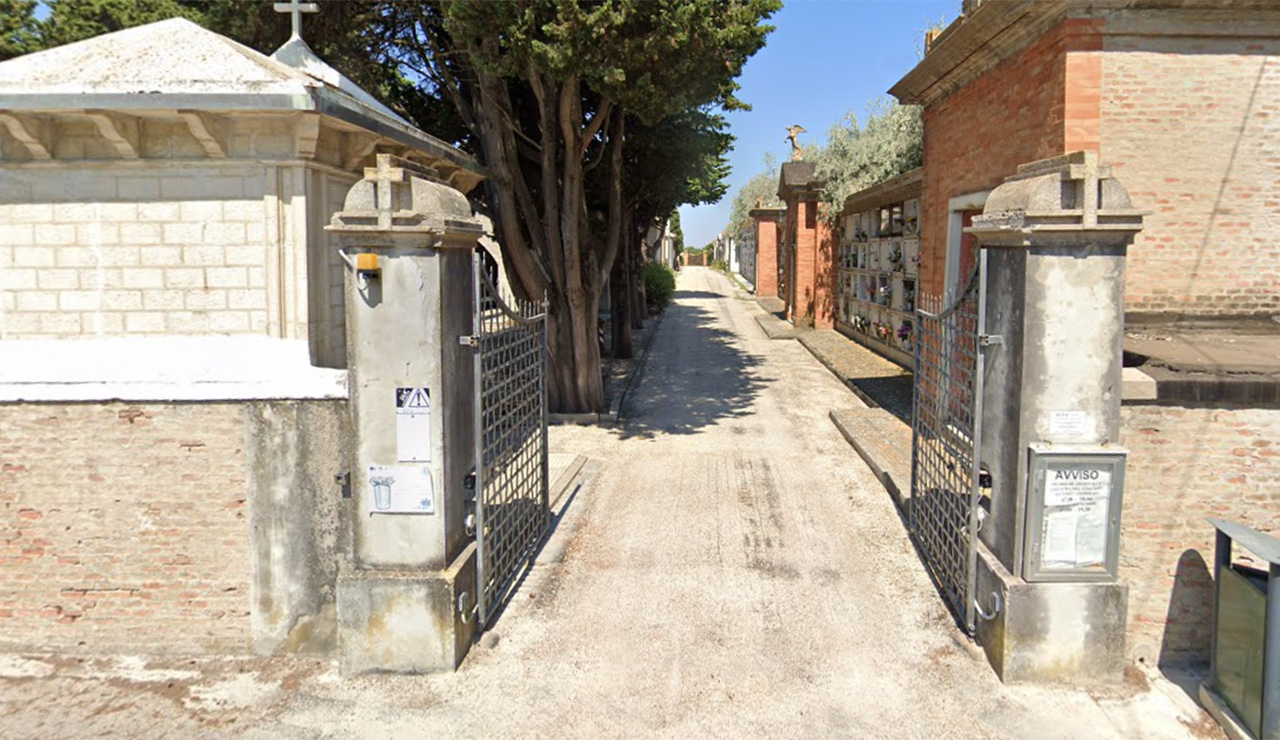 Il cimitero di Montignano a Senigallia