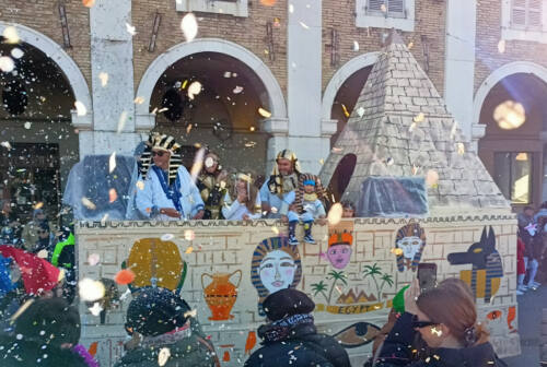Senigallia si è colorata di coriandoli e maschere per il carnevale 2024 – FOTO