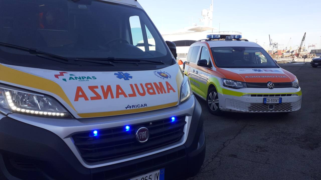 La Croce Gialla di Ancona e l'automedica