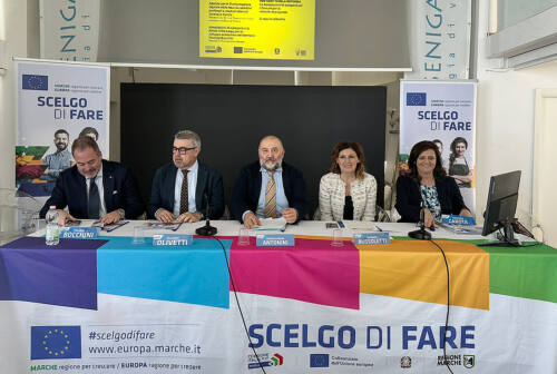 Servizi digitali, la Regione Marche investe altri 8,5 milioni di euro. Il focus a Senigallia