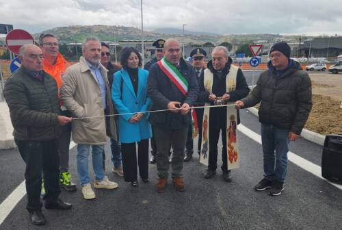 Osimo, inaugurata la maxi rotatoria di fronte al Cargopier