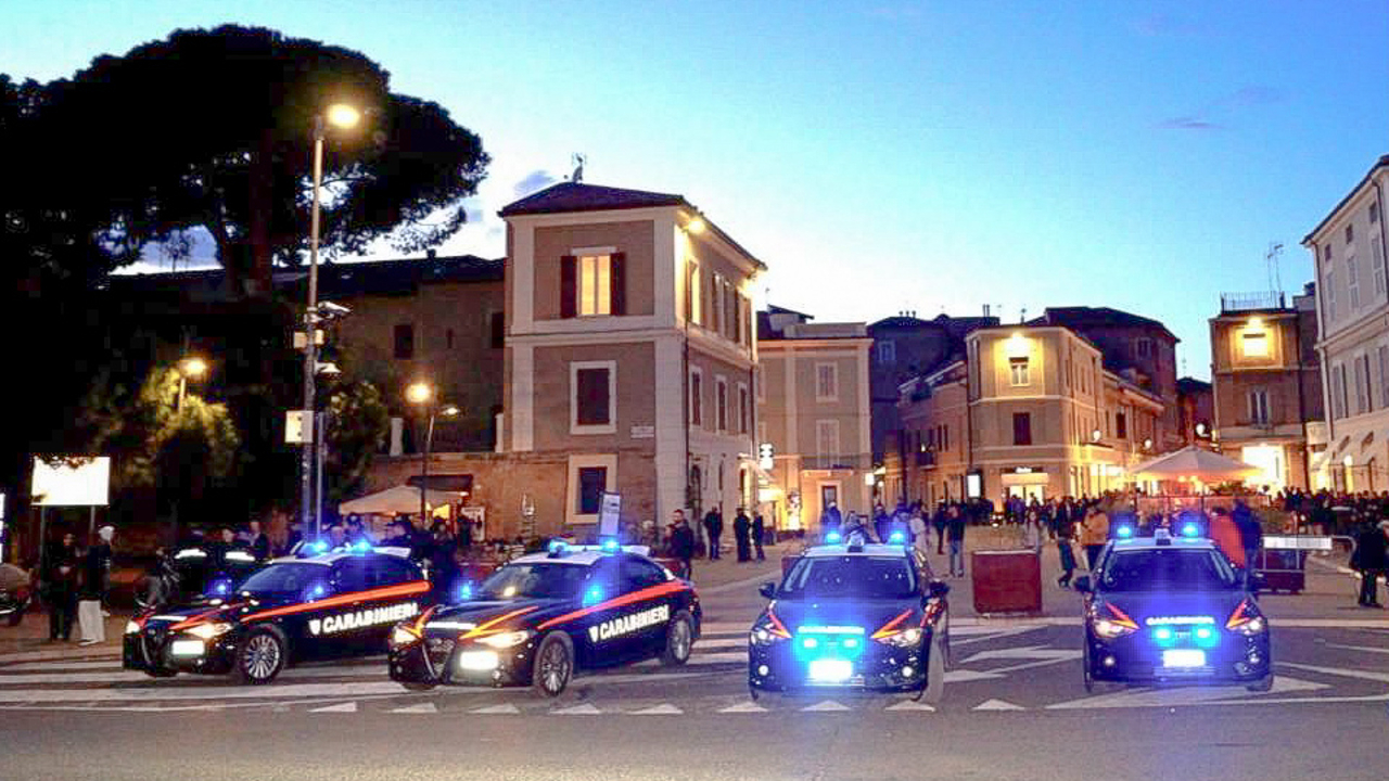 Carabinieri a Senigallia