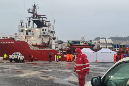 Migranti, 42 minori stranieri non accompagnati sulla nave Ocean Viking: 39 rimasti nelle Marche