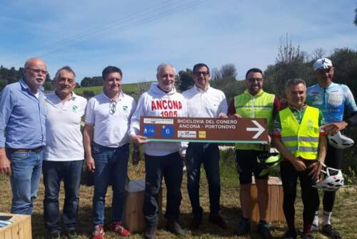 Pedalando da Ancona a Portonovo: inaugurata la biciclovia del Conero