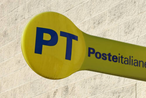 Poste, tagli ai portalettere: oltre 100 nelle Marche