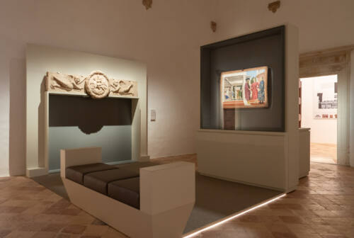 Urbino, a Palazzo Ducale torna a splendere l’appartamento della Jole: riallestimento con la luce “scenotecnica”