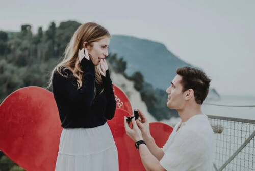 Dagli Stati Uniti a Numana per una proposta di matrimonio da sogno sul Conero – FOTO
