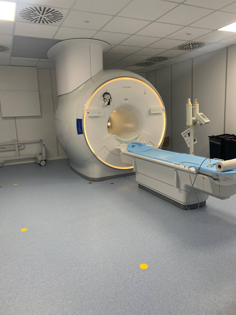 La nuova risonanza installata e già in funzione nel reparto di Radiologia dell’ospedale Santa Croce di Fano