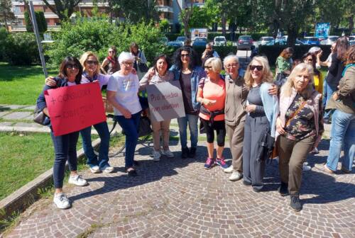 Pesaro, il sit in: “No all’emendamento, antiabortisti fuori dai consultori”