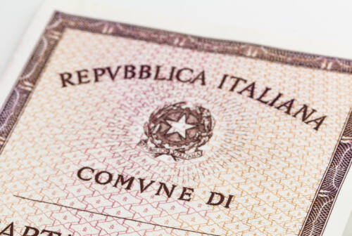 Macerata: ospitato a casa, ruba la carta d’identità e la usa per soggiornare gratis in hotel