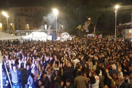 Ancona, fiera di San Ciriaco sold-out: «Cinquemila persone a ballare in piazza Pertini»